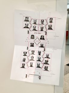 Ausstellung Projekt FLUCHT.PUNKT.MENSCH - Donau-Einkaufszentrum Regensburg 2016